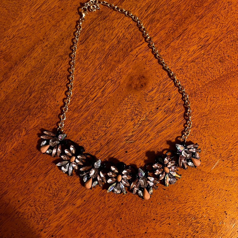 Rise colored/costume jewelry necklace